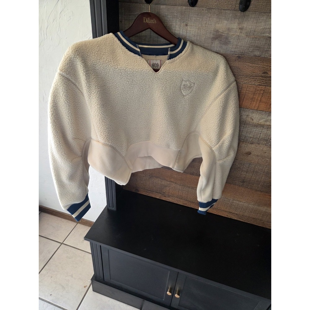 BDG Urban Outfitters cream-colored fleece pullover, Grunge Streetware